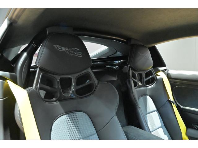７１８ケイマン ７１８ケイマンＧＴ４　ＲＳ　ヴァイザッハｐｋｇ／スポーツクロノｐｋｇ／アクセントｐｋｇ／ＯＰ２０インチＡＷ／カーボンドアシルガード／ＰＡＳＭ／イエローシートベルト／ナイロン製ドアオープナー／スポーツエグゾースト／フロントリフター（22枚目）