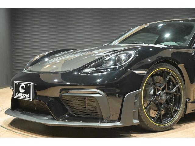 ７１８ケイマン ７１８ケイマンＧＴ４　ＲＳ　ヴァイザッハｐｋｇ／スポーツクロノｐｋｇ／アクセントｐｋｇ／ＯＰ２０インチＡＷ／カーボンドアシルガード／ＰＡＳＭ／イエローシートベルト／ナイロン製ドアオープナー／スポーツエグゾースト／フロントリフター（29枚目）