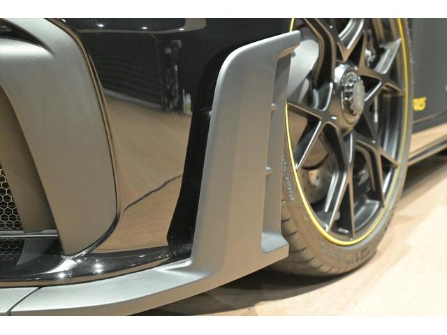 ７１８ケイマン ７１８ケイマンＧＴ４　ＲＳ　ヴァイザッハｐｋｇ／スポーツクロノｐｋｇ／アクセントｐｋｇ／ＯＰ２０インチＡＷ／カーボンドアシルガード／ＰＡＳＭ／イエローシートベルト／ナイロン製ドアオープナー／スポーツエグゾースト／フロントリフター（37枚目）