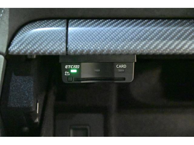 ７１８ケイマン ７１８ケイマンＧＴ４　ＲＳ　ヴァイザッハｐｋｇ／スポーツクロノｐｋｇ／アクセントｐｋｇ／ＯＰ２０インチＡＷ／カーボンドアシルガード／ＰＡＳＭ／イエローシートベルト／ナイロン製ドアオープナー／スポーツエグゾースト／フロントリフター（55枚目）