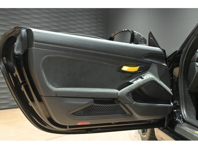７１８ケイマン ７１８ケイマンＧＴ４　ＲＳ　ヴァイザッハｐｋｇ／スポーツクロノｐｋｇ／アクセントｐｋｇ／ＯＰ２０インチＡＷ／カーボンドアシルガード／ＰＡＳＭ／イエローシートベルト／ナイロン製ドアオープナー／スポーツエグゾースト／フロントリフター（59枚目）