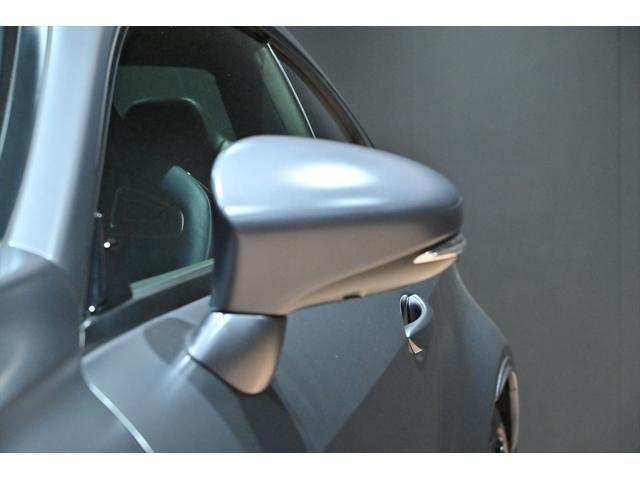 ブラインドスポットモニターも装備しております♪
