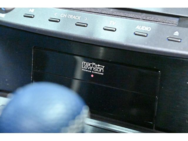 オプションのマークレビンソンプレミアムサラウンドサウンドシステム装備♪
