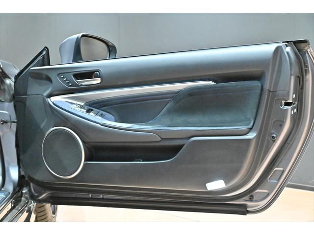 ドア内張もキレイな状態保たれております！