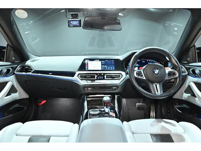 Ｍ４ Ｍ４クーペ　コンペティション　エクステンドレザーメリノインテリア／アクティブベンチレーションシ－ト／ＭライトＡＷダブルスポークスタイリング８２５Ｍ／Ｈａｒｍａｎ／ｋａｒｄｏｎ／パーキングアシストプラス／アダプティブＬＥＤ（21枚目）