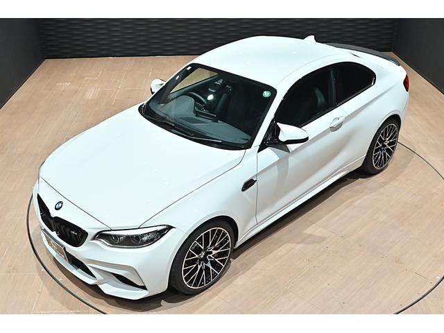 M2 コンペティション ワンオーナー/ハーマンカードン/純正Mパフォーマンスカーボンエアロ/アルピンホワイト/純正19インチAW/アダプティブLEDヘッドライト/Mスポーツブレーキ/シートヒーター/クルコン/バックカメラ(8枚目)