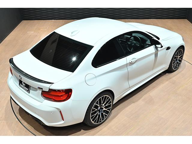 M2 コンペティション ワンオーナー/ハーマンカードン/純正Mパフォーマンスカーボンエアロ/アルピンホワイト/純正19インチAW/アダプティブLEDヘッドライト/Mスポーツブレーキ/シートヒーター/クルコン/バックカメラ(9枚目)