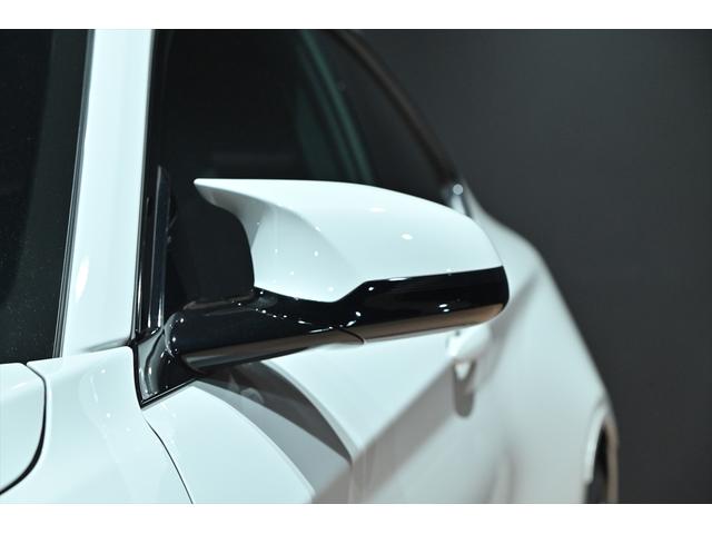 M2 コンペティション ワンオーナー/ハーマンカードン/純正Mパフォーマンスカーボンエアロ/アルピンホワイト/純正19インチAW/アダプティブLEDヘッドライト/Mスポーツブレーキ/シートヒーター/クルコン/バックカメラ(30枚目)