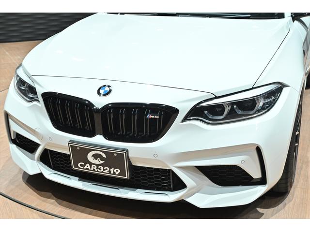 M2 コンペティション ワンオーナー/ハーマンカードン/純正Mパフォーマンスカーボンエアロ/アルピンホワイト/純正19インチAW/アダプティブLEDヘッドライト/Mスポーツブレーキ/シートヒーター/クルコン/バックカメラ(31枚目)
