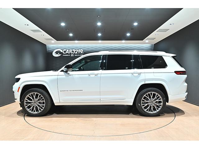 ジープ・グランドチェロキーL ワンオ-ナ-/マッキントッシュ/アラウンドビュ-モニタ-/エアサス/木目調インテリア/パノラマサンル-フ(8枚目)