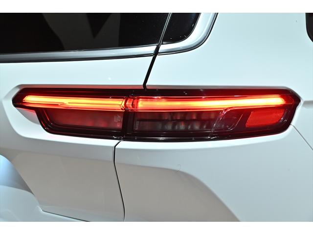 ジープ・グランドチェロキーL ワンオ-ナ-/マッキントッシュ/アラウンドビュ-モニタ-/エアサス/木目調インテリア/パノラマサンル-フ(27枚目)