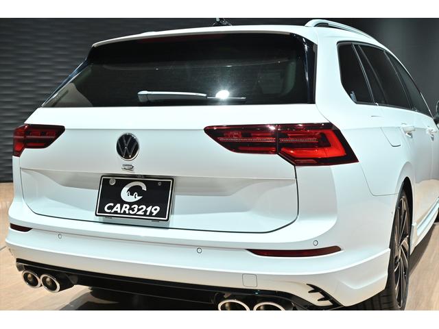 ゴルフＲヴァリアント ＴＳＩ　４モーション　ＤＣＣＰＫＧ／ピュアホワイト／純正ＯＰ１９インチＡＷ／アダプティブシャーシコントロール／専用エクステリア／専用レザーステアリング／専用ブルーキャリパー／ＩＱＬＩＧＨＴ／ＤｉｓｃｏｖｅｒＰｒｏ（29枚目）