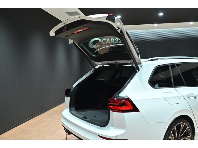 ゴルフＲヴァリアント ＴＳＩ　４モーション　ＤＣＣＰＫＧ／ピュアホワイト／純正ＯＰ１９インチＡＷ／アダプティブシャーシコントロール／専用エクステリア／専用レザーステアリング／専用ブルーキャリパー／ＩＱＬＩＧＨＴ／ＤｉｓｃｏｖｅｒＰｒｏ（35枚目）