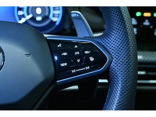 ゴルフＲヴァリアント ＴＳＩ　４モーション　ＤＣＣＰＫＧ／ピュアホワイト／純正ＯＰ１９インチＡＷ／アダプティブシャーシコントロール／専用エクステリア／専用レザーステアリング／専用ブルーキャリパー／ＩＱＬＩＧＨＴ／ＤｉｓｃｏｖｅｒＰｒｏ（43枚目）