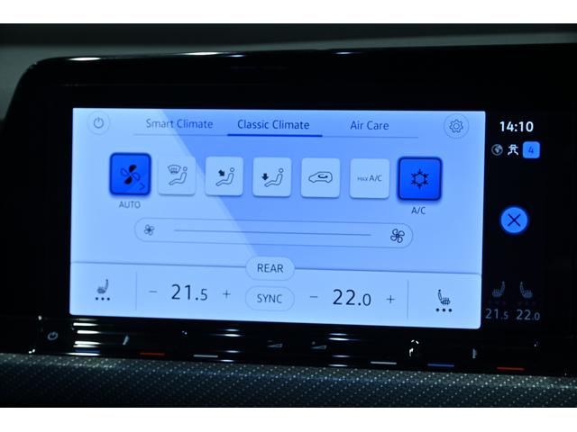 ゴルフＲヴァリアント ＴＳＩ　４モーション　ＤＣＣＰＫＧ／ピュアホワイト／純正ＯＰ１９インチＡＷ／アダプティブシャーシコントロール／専用エクステリア／専用レザーステアリング／専用ブルーキャリパー／ＩＱＬＩＧＨＴ／ＤｉｓｃｏｖｅｒＰｒｏ（45枚目）
