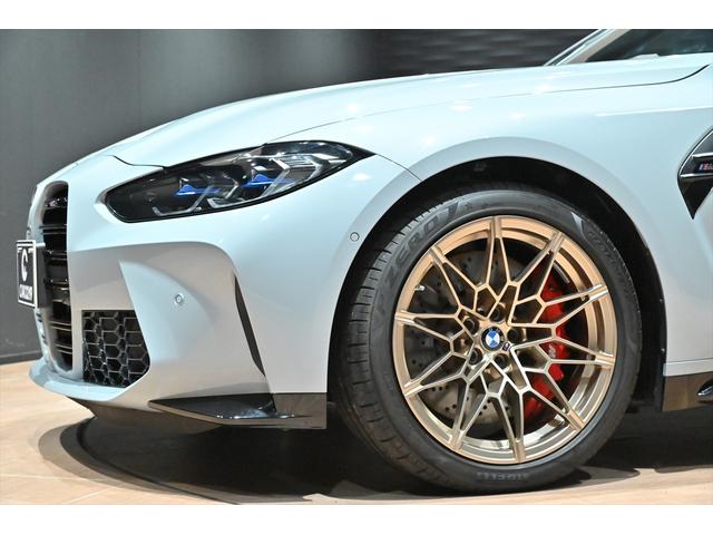 Ｍ３ Ｍ３　ＭＴファイナル・エディション　国内１５０台／ブルックリングレー５０台限定／鍛造８２６ＭゴールドブロンズＡＷ／黒レザー／ハーマンカードン／カーボンインテリア／Ｍスポーツエキゾースト／全周囲カメラ／ＡｐｐｌｅＣａｒＰｌａｙ／ＨＵＤ（24枚目）