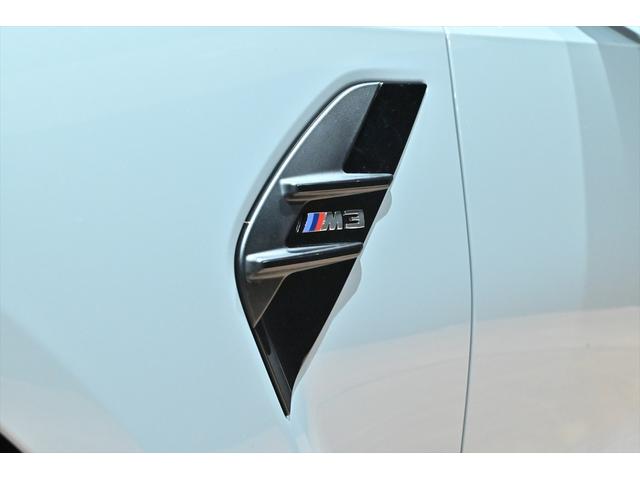 Ｍ３ Ｍ３　ＭＴファイナル・エディション　国内１５０台／ブルックリングレー５０台限定／鍛造８２６ＭゴールドブロンズＡＷ／黒レザー／ハーマンカードン／カーボンインテリア／Ｍスポーツエキゾースト／全周囲カメラ／ＡｐｐｌｅＣａｒＰｌａｙ／ＨＵＤ（29枚目）