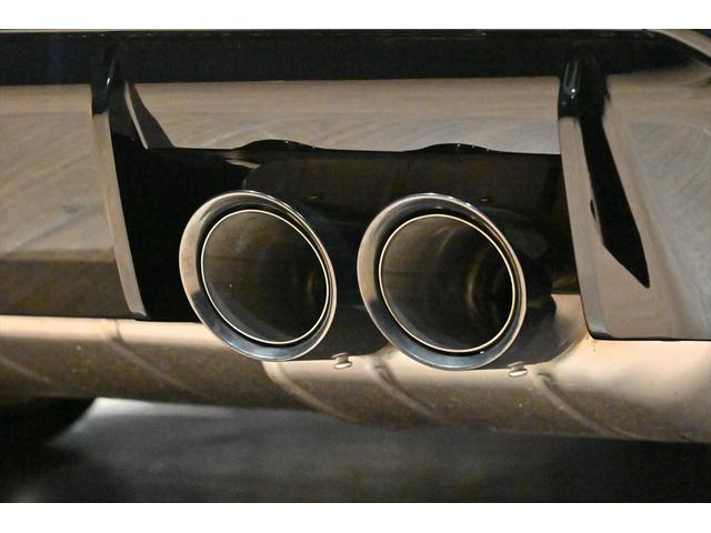 Ｍ３ Ｍ３　ＭＴファイナル・エディション　国内１５０台／ブルックリングレー５０台限定／鍛造８２６ＭゴールドブロンズＡＷ／黒レザー／ハーマンカードン／カーボンインテリア／Ｍスポーツエキゾースト／全周囲カメラ／ＡｐｐｌｅＣａｒＰｌａｙ／ＨＵＤ（30枚目）