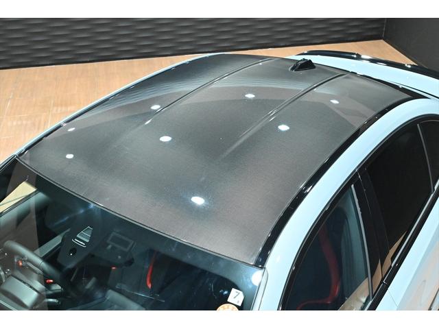 Ｍ３ Ｍ３　ＭＴファイナル・エディション　国内１５０台／ブルックリングレー５０台限定／鍛造８２６ＭゴールドブロンズＡＷ／黒レザー／ハーマンカードン／カーボンインテリア／Ｍスポーツエキゾースト／全周囲カメラ／ＡｐｐｌｅＣａｒＰｌａｙ／ＨＵＤ（31枚目）