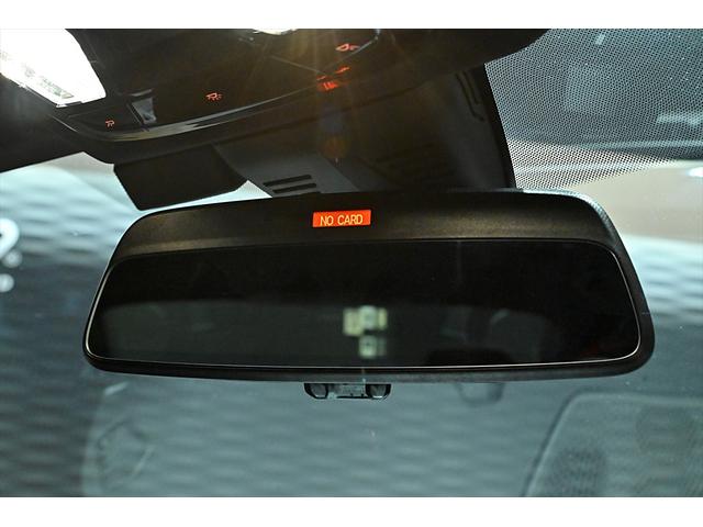 Ｍ３ Ｍ３　ＭＴファイナル・エディション　国内１５０台／ブルックリングレー５０台限定／鍛造８２６ＭゴールドブロンズＡＷ／黒レザー／ハーマンカードン／カーボンインテリア／Ｍスポーツエキゾースト／全周囲カメラ／ＡｐｐｌｅＣａｒＰｌａｙ／ＨＵＤ（54枚目）