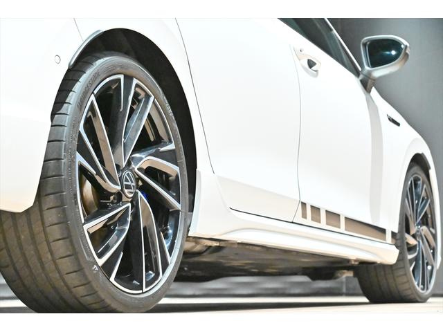 ゴルフＲ ベースグレード　ワンオ－ナ－／純正１９インチＡＷ／純正ドライブレコーダー前後／オートライト／ＢＳＭ／ＨＵＤ／Ｒ専用ハーフレザ－シ－ト／シ－トヒーター（18枚目）