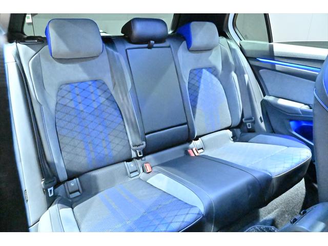 ゴルフＲ ベースグレード　ワンオ－ナ－／純正１９インチＡＷ／純正ドライブレコーダー前後／オートライト／ＢＳＭ／ＨＵＤ／Ｒ専用ハーフレザ－シ－ト／シ－トヒーター（20枚目）