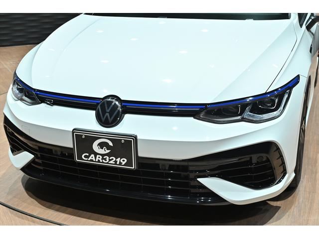 ゴルフＲ ベースグレード　ワンオ－ナ－／純正１９インチＡＷ／純正ドライブレコーダー前後／オートライト／ＢＳＭ／ＨＵＤ／Ｒ専用ハーフレザ－シ－ト／シ－トヒーター（27枚目）