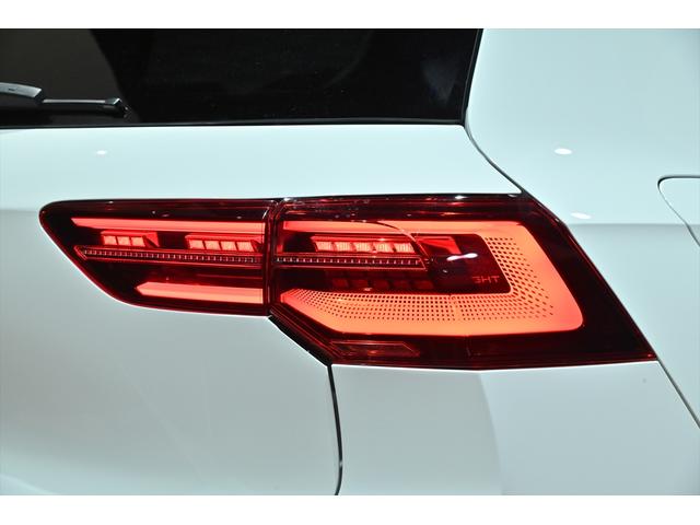 ゴルフＲ ベースグレード　ワンオ－ナ－／純正１９インチＡＷ／純正ドライブレコーダー前後／オートライト／ＢＳＭ／ＨＵＤ／Ｒ専用ハーフレザ－シ－ト／シ－トヒーター（30枚目）