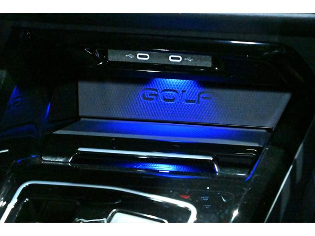 ゴルフＲ ベースグレード　ワンオ－ナ－／純正１９インチＡＷ／純正ドライブレコーダー前後／オートライト／ＢＳＭ／ＨＵＤ／Ｒ専用ハーフレザ－シ－ト／シ－トヒーター（50枚目）