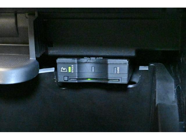 ＧＬＢ ＧＬＢ３５　４マチック　コスモスブラック／ＡＭＧアドバンスドＰＫＧ／パノラミックスライディングルーフ／シートヒーター＆クーラー／前後ドラレコ／ハイビームアシスト／ＡＣＣ／ＢＳＭ／地デジ／全周囲カメラ／純正ＡＭＧ１９インチＡＷ（55枚目）