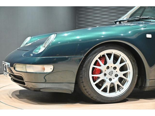 911 911タルガ 左ハンドル 電動スライディングトップタルガルーフリアワイパー アクティブリアスポイラー ツインエキゾーストパイプ レッドブレーキキャリパー 電動サンシェード 純正17インチAW(19枚目)