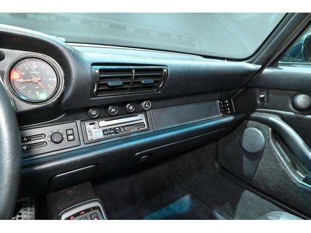 911 911タルガ 左ハンドル 電動スライディングトップタルガルーフリアワイパー アクティブリアスポイラー ツインエキゾーストパイプ レッドブレーキキャリパー 電動サンシェード 純正17インチAW(30枚目)