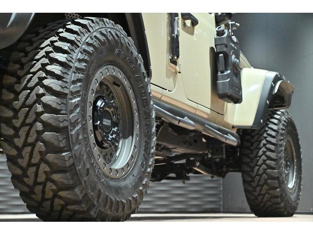 ジープ・ラングラーアンリミテッド リミテッドＥＤウィズサンライダフリップＴフォーハドＴ　ゴビカラー／テールゲートテーブル／ＴＥＱＵＩＳＯＮスペアタンク／カリフォルニアマッドスタージュリカン／ラフカントリーステアリングダンパー／ＡＲＢサイドオーニング／アイキャンパ－ルーフテント（16枚目）