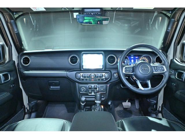 ジープ・ラングラーアンリミテッド リミテッドＥＤウィズサンライダフリップＴフォーハドＴ　ゴビカラー／テールゲートテーブル／ＴＥＱＵＩＳＯＮスペアタンク／カリフォルニアマッドスタージュリカン／ラフカントリーステアリングダンパー／ＡＲＢサイドオーニング／アイキャンパ－ルーフテント（17枚目）