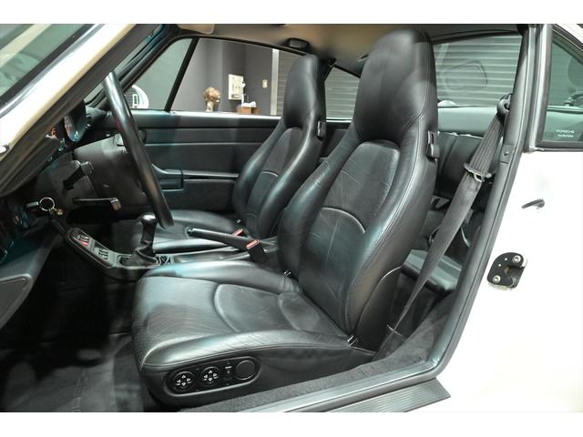 911 911ターボ 430馬力/SR/黒革/パワーシート/リアフェンダーダクト付き/大型ターボウイング/リアワイパー/レッドキャリパー/ハイパフォーマンスブレーキ/強化サスペンション/18インチ中空AW/純正マフラー(10枚目)