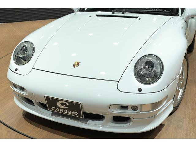 911 911ターボ 430馬力/SR/黒革/パワーシート/リアフェンダーダクト付き/大型ターボウイング/リアワイパー/レッドキャリパー/ハイパフォーマンスブレーキ/強化サスペンション/18インチ中空AW/純正マフラー(18枚目)
