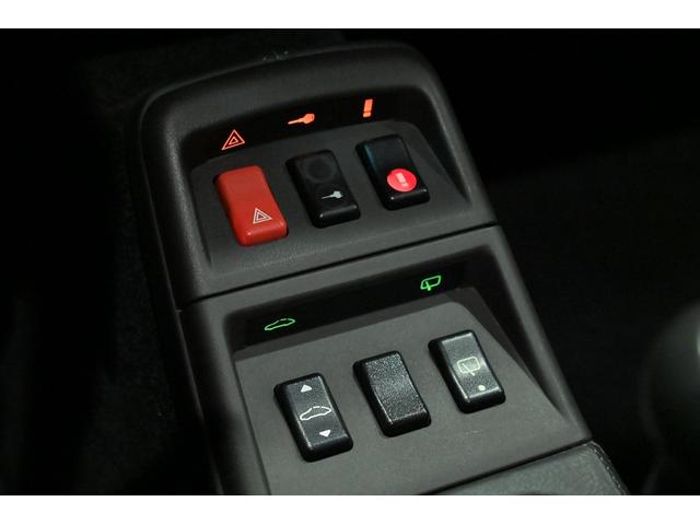 911 911ターボ 430馬力/SR/黒革/パワーシート/リアフェンダーダクト付き/大型ターボウイング/リアワイパー/レッドキャリパー/ハイパフォーマンスブレーキ/強化サスペンション/18インチ中空AW/純正マフラー(38枚目)