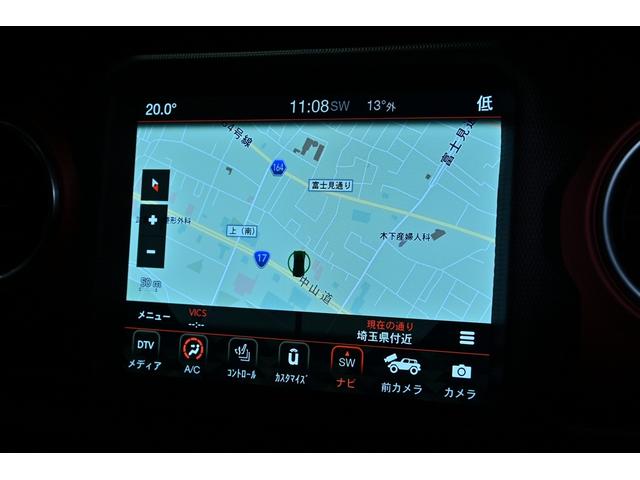 ジープ・ラングラーアンリミテッド ルビコン　黒革／シートヒーター／電動サイドステップ／アルパインスピーカー／ＢＳＭ／ＡＣＣ／フルセグ／バックカメラ／ステアリングヒーター／コーナーセンサー／ＦＳＲカメラ／純正１７ＡＷ／ＥＴＣ２．０／保証書／取説（12枚目）