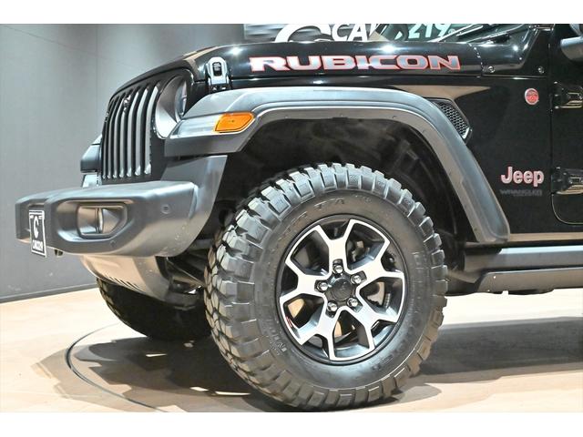 ジープ・ラングラーアンリミテッド ルビコン　黒革／シートヒーター／電動サイドステップ／アルパインスピーカー／ＢＳＭ／ＡＣＣ／フルセグ／バックカメラ／ステアリングヒーター／コーナーセンサー／ＦＳＲカメラ／純正１７ＡＷ／ＥＴＣ２．０／保証書／取説（25枚目）