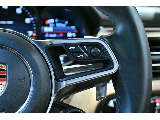 マカン マカン　ファーストエディション　４ＷＤ／１オ－ナ－／パノラミックルーフ／エントリーＤ／ＰＣＭナビ／スポ－ツクロノパッケージ／コンフォートライティングパッケージ／１９インチマカンスポ－ツＡＷ／レザーパッケージ／Ｐバックドア／Ｈヒーター（41枚目）