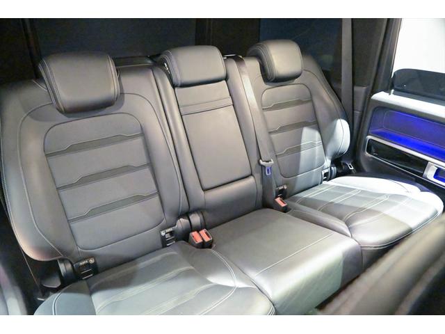 Gクラス G63 ユーザー買取/左ハンドル/BrixtonForged製23インチAW/Capristo製6本出しマフラー/可変バルブ/背面レス仕様/ブルメスターサウンドシステム/サンルーフ/ローダウン(20枚目)