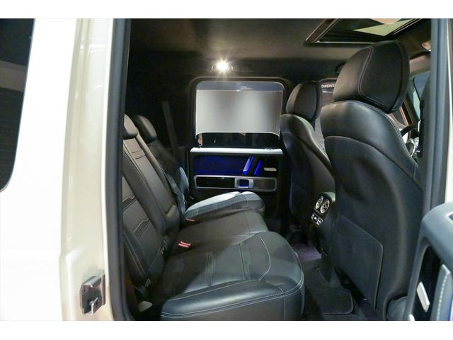 Gクラス G63 ユーザー買取/左ハンドル/BrixtonForged製23インチAW/Capristo製6本出しマフラー/可変バルブ/背面レス仕様/ブルメスターサウンドシステム/サンルーフ/ローダウン(21枚目)