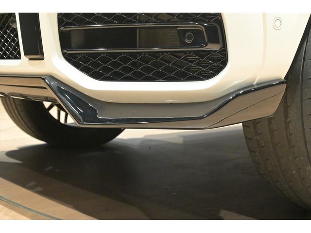 Gクラス G63 ユーザー買取/左ハンドル/BrixtonForged製23インチAW/Capristo製6本出しマフラー/可変バルブ/背面レス仕様/ブルメスターサウンドシステム/サンルーフ/ローダウン(33枚目)
