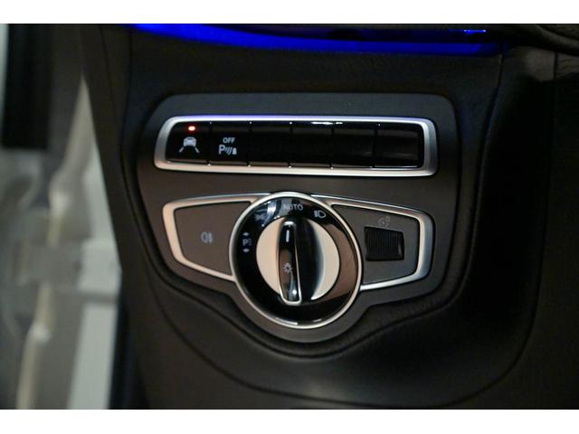 Gクラス G63 ユーザー買取/左ハンドル/BrixtonForged製23インチAW/Capristo製6本出しマフラー/可変バルブ/背面レス仕様/ブルメスターサウンドシステム/サンルーフ/ローダウン(46枚目)