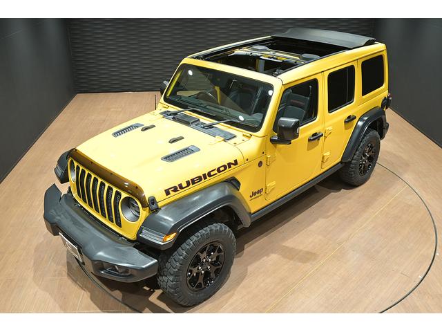 ジープ・ラングラーアンリミテッド ルビコン スカイワンタッチパワートップ 49台限定車/ヘラヤライエロー/純正電動ソフトトップ/ボンネットシールド/専用19インチAW/専用ロゴステッカー/専用デフロック機構/シートヒーター/ステアリングヒーター/BFグドリッヂMTタイヤ(8枚目)