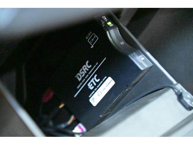 ジープ・ラングラーアンリミテッド ルビコン スカイワンタッチパワートップ 49台限定車/ヘラヤライエロー/純正電動ソフトトップ/ボンネットシールド/専用19インチAW/専用ロゴステッカー/専用デフロック機構/シートヒーター/ステアリングヒーター/BFグドリッヂMTタイヤ(59枚目)