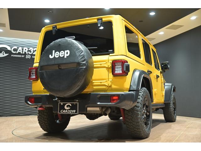 ジープ・ラングラーアンリミテッド ルビコン スカイワンタッチパワートップ 49台限定車/ヘラヤライエロー/純正電動ソフトトップ/ボンネットシールド/専用19インチAW/専用ロゴステッカー/専用デフロック機構/シートヒーター/ステアリングヒーター/BFグドリッヂMTタイヤ(66枚目)