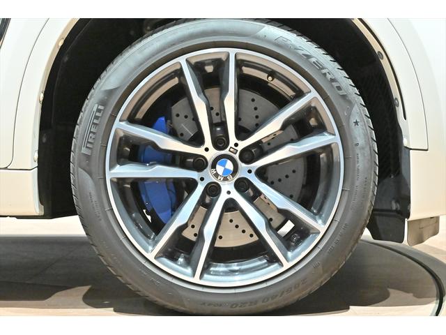X6 M ベースグレード アルピンホワイトIII/MライトAWダブルスポ-クスタイリング611M/シ-トヒーター/LEDヘッドライト/360カメラ/ソフトクローズドア/純正20インチAW/コーナ-センサー/パワーバックドア(15枚目)