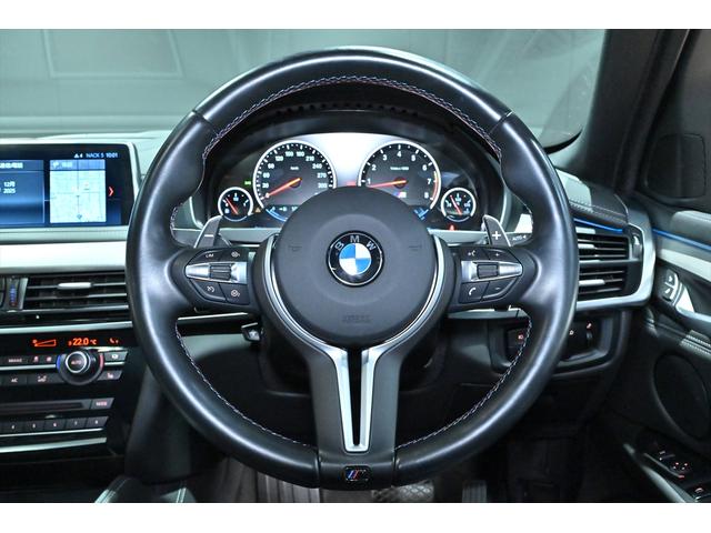X6 M ベースグレード アルピンホワイトIII/MライトAWダブルスポ-クスタイリング611M/シ-トヒーター/LEDヘッドライト/360カメラ/ソフトクローズドア/純正20インチAW/コーナ-センサー/パワーバックドア(39枚目)
