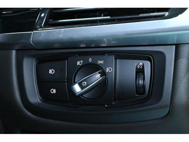 X6 M ベースグレード アルピンホワイトIII/MライトAWダブルスポ-クスタイリング611M/シ-トヒーター/LEDヘッドライト/360カメラ/ソフトクローズドア/純正20インチAW/コーナ-センサー/パワーバックドア(46枚目)